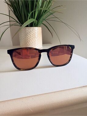 Costa Del Mar - Sullivans - Womens Tortoiseshell Sunglasses with Brown Lenses